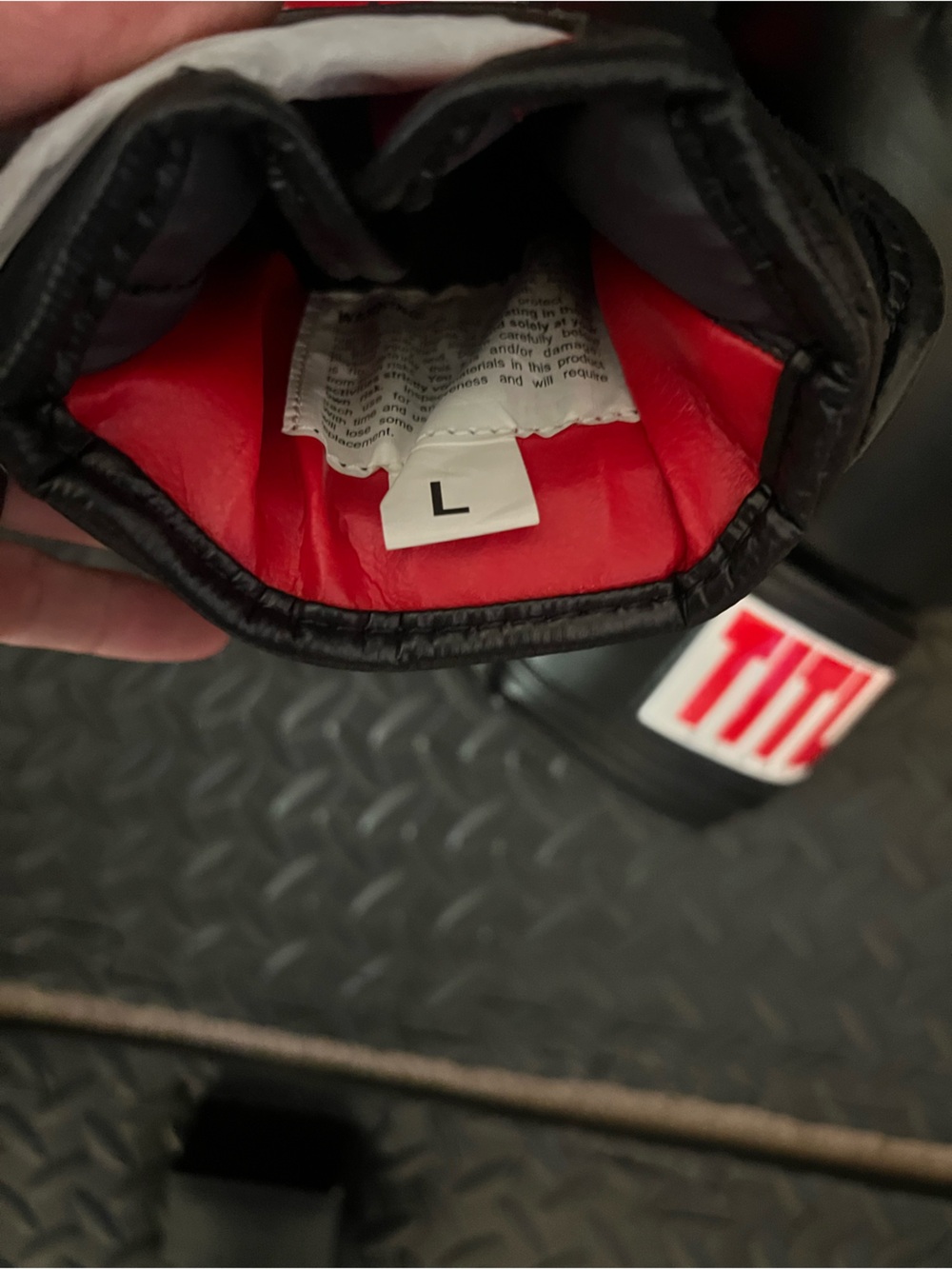 TITLE Black Boxing Gloves - TITLE Classic Training Gloves - Picture 5 of 5